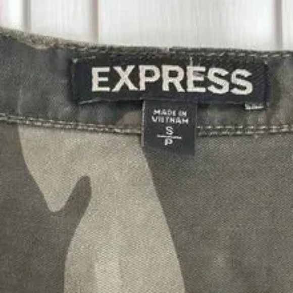 Express Camo Shirt Dress w/V Neck Size Small EUC - Picture 5 of 6